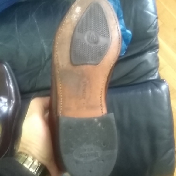 Shoes - Picture 2 of 2